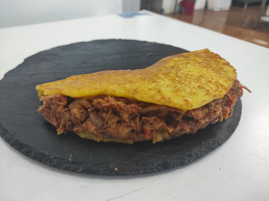 Cachapa de Carne Mechada